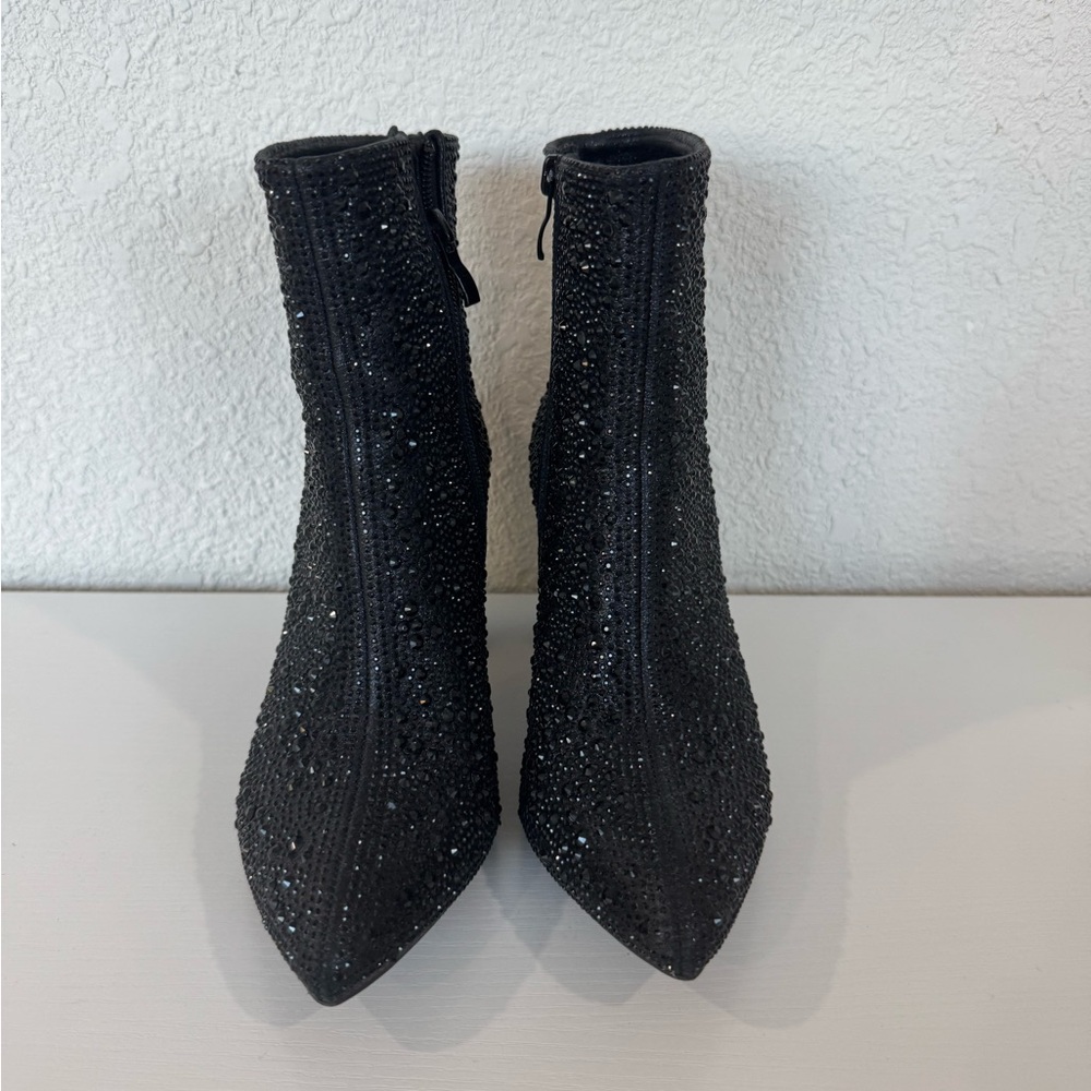 Elegant Black Ankle Boots